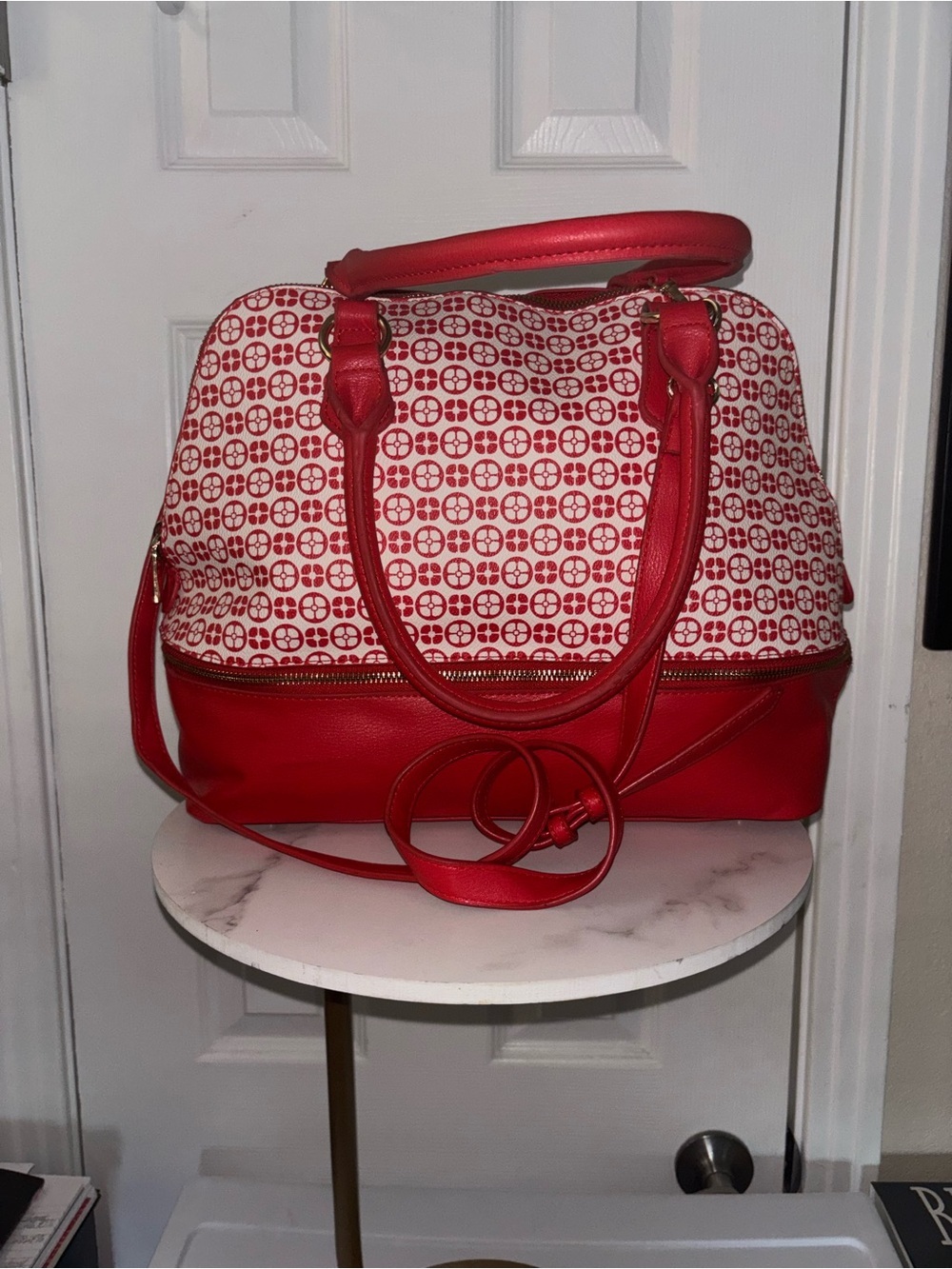 IMAN Red and White Patterned Shoulder Satchel - Picture 3 of 16